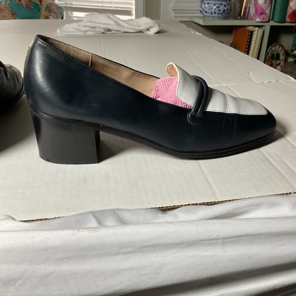 90s Jones New York Black and White loafer with chunky heel - Picture 5 of 7